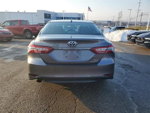 2018 Toyota Camry Hybrid XLE