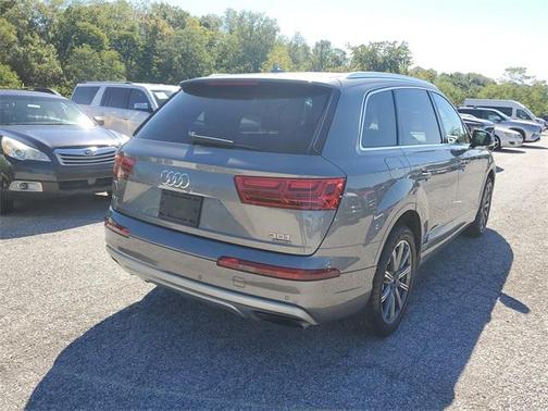 2017 Audi Q7 3.0T Premium