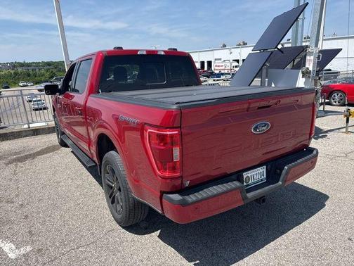 Rapid Red Metallic Tinted Clearcoat 2022 Ford F-150 XLT