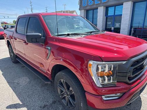 Rapid Red Metallic Tinted Clearcoat 2022 Ford F-150 XLT
