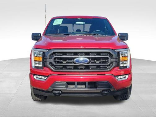 Rapid Red Metallic Tinted Clearcoat 2022 Ford F-150 XLT