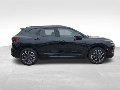 Black 2023 Chevrolet Blazer RS