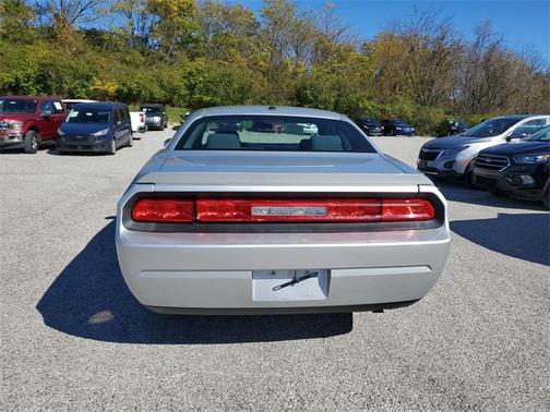 2010 Dodge Challenger SE