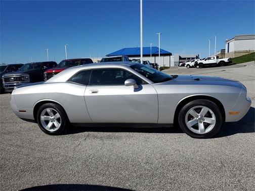 2010 Dodge Challenger SE