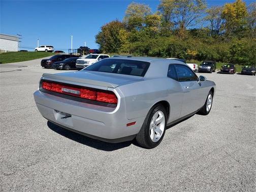 2010 Dodge Challenger SE