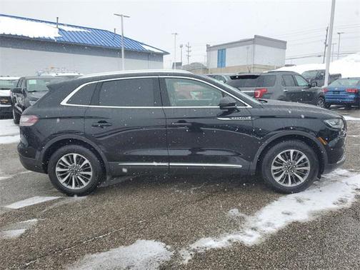 2021 Lincoln Nautilus Standard