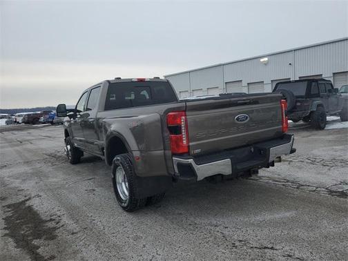 2023 Ford F-350 Lariat