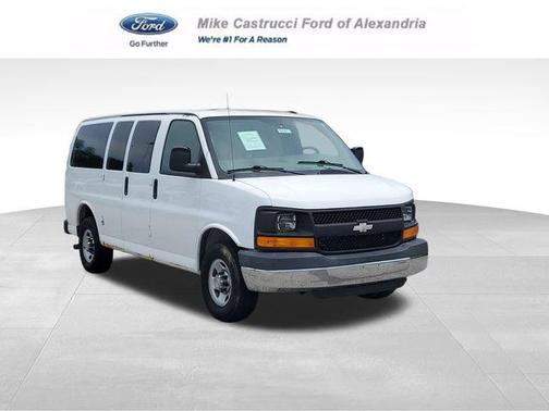 Summit White 2012 Chevrolet Express 2500 LT