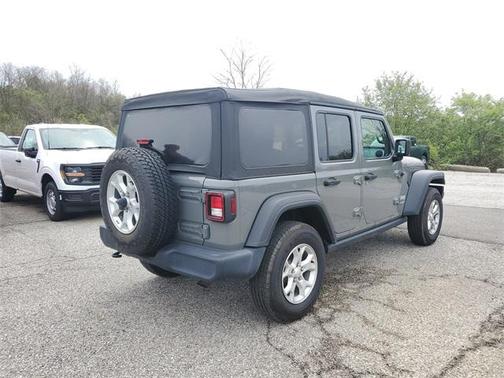2021 Jeep Wrangler Unlimited Islander 4x4