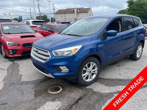 Lightning Blue 2019 Ford Escape SE