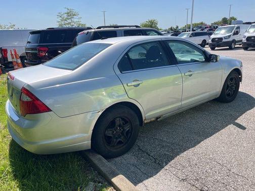 Brilliant Silver Metallic 2010 Ford Fusion SE
