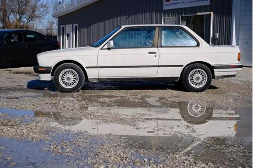1991 BMW 318 iS