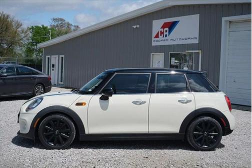 2016 MINI Hardtop Cooper