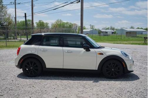 2016 MINI Hardtop Cooper