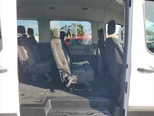 2024 Ford Transit-350 XLT