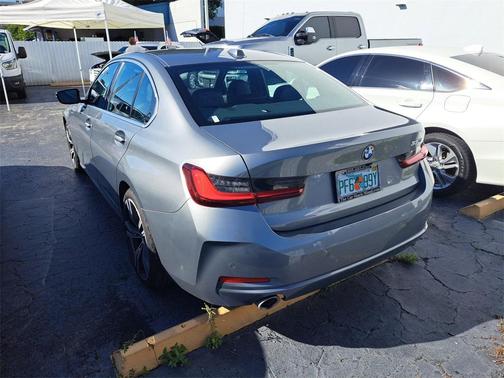 2024 BMW 330 i