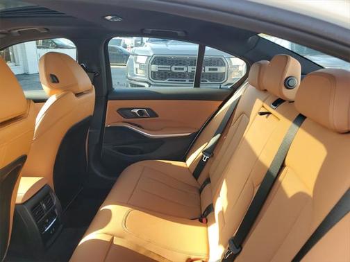 2024 BMW 330 i