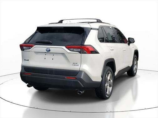2021 Toyota RAV4 Hybrid XLE Premium