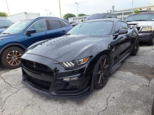 2022 Ford Shelby GT500 Base