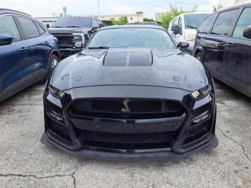 2022 Ford Shelby GT500 Base
