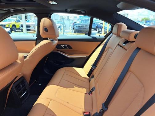 2024 BMW 330 i