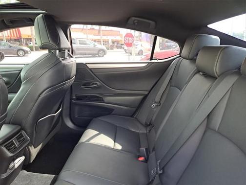 2022 Lexus ES 350 F Sport