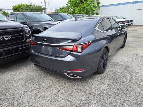 2022 Lexus ES 350 F Sport