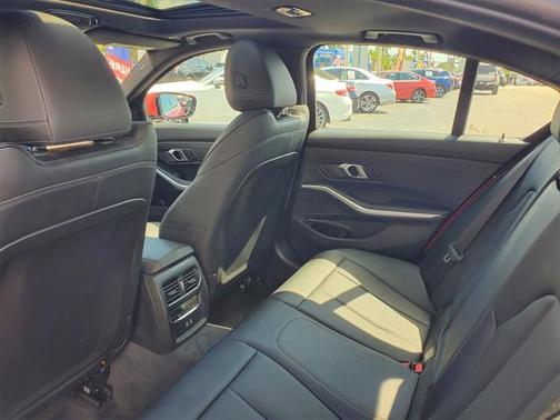 2024 BMW 330 i