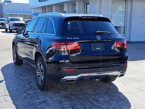 2022 Mercedes-Benz GLC 300 4MATIC