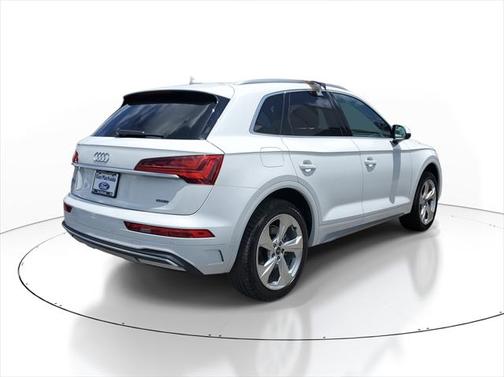2021 Audi Q5 45 Premium Plus