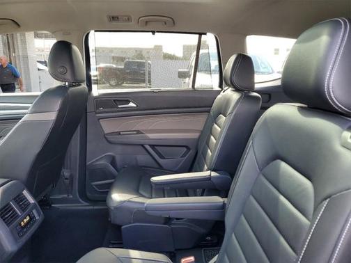 2022 Volkswagen Atlas 3.6L SEL Premium