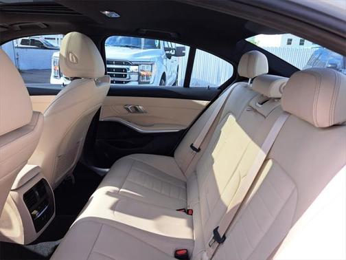 2021 BMW 330 330i