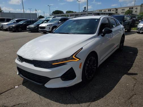 2022 Kia K5 GT-Line