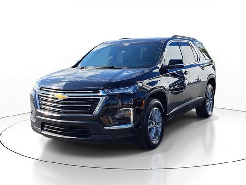 2023 Chevrolet Traverse LT
