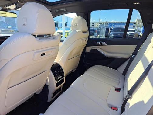 2022 BMW X5 sDrive40i