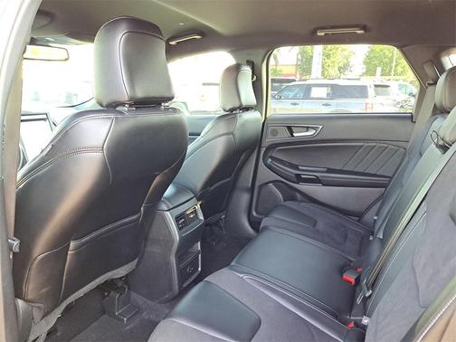 2022 Ford Edge ST