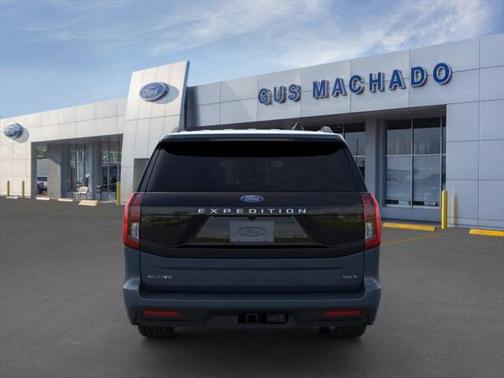 2025 Ford Expedition Max Active 4x2