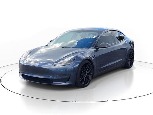 2022 Tesla Model 3 Standard Range