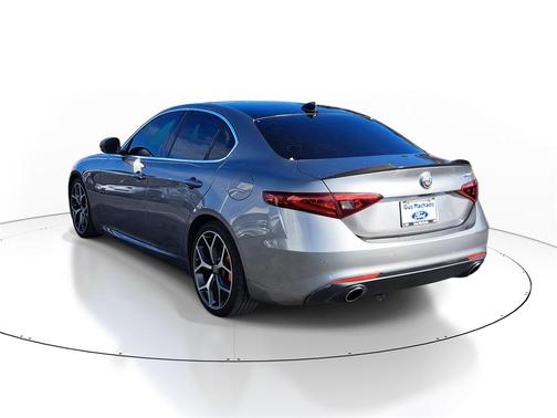 2019 Alfa Romeo Giulia Ti