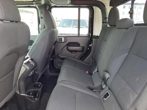 2021 Jeep Gladiator Sport S
