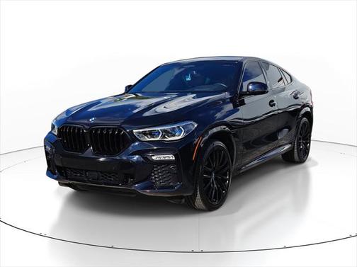 2021 BMW X6 M50i