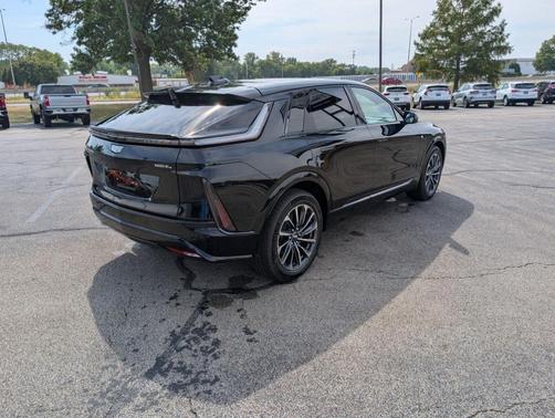 2026 Cadillac LYRIQ Premium Sport