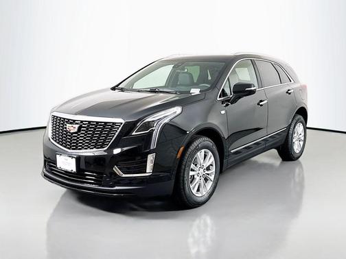 Stellar Black Metallic 2026 Cadillac XT5 Luxury