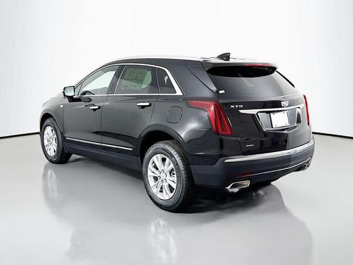 Stellar Black Metallic 2026 Cadillac XT5 Luxury