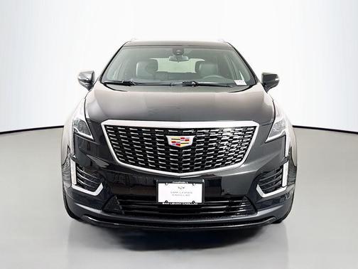 Stellar Black Metallic 2026 Cadillac XT5 Luxury