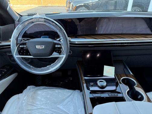 2026 Cadillac Escalade ESV Platinum Sport