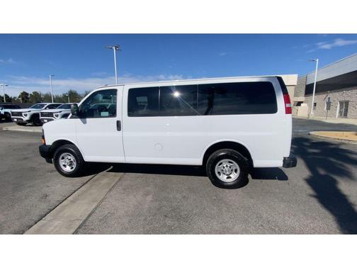 2023 Chevrolet Express 3500 RWD 3500 Regular Wheelbase LS