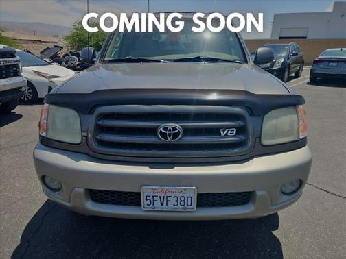 2004 Toyota Sequoia SR5