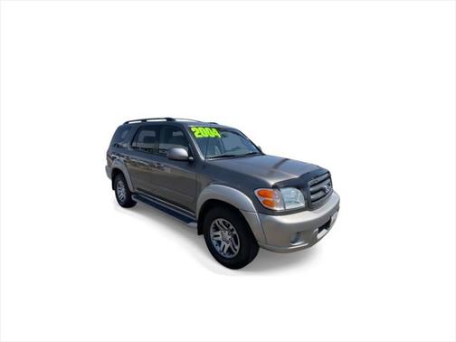 2004 Toyota Sequoia SR5