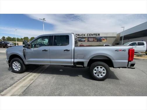 2023 Ford F-250 XLT